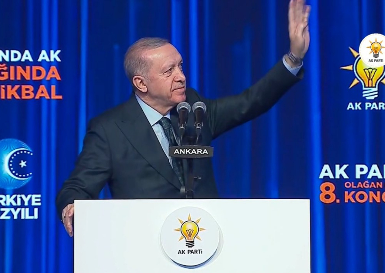 Cumhurbaşkanı Erdoğan'dan tarihi AK Parti Kongresi'nde önemli mesajlar! "Kadrolarımız değişken ama ilkelerimiz sabittir!"