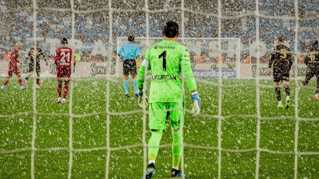 Trabzonspor Gaziantep FK'yı 3-2 Mağlup Ederek Üç Puanı Kaptı
