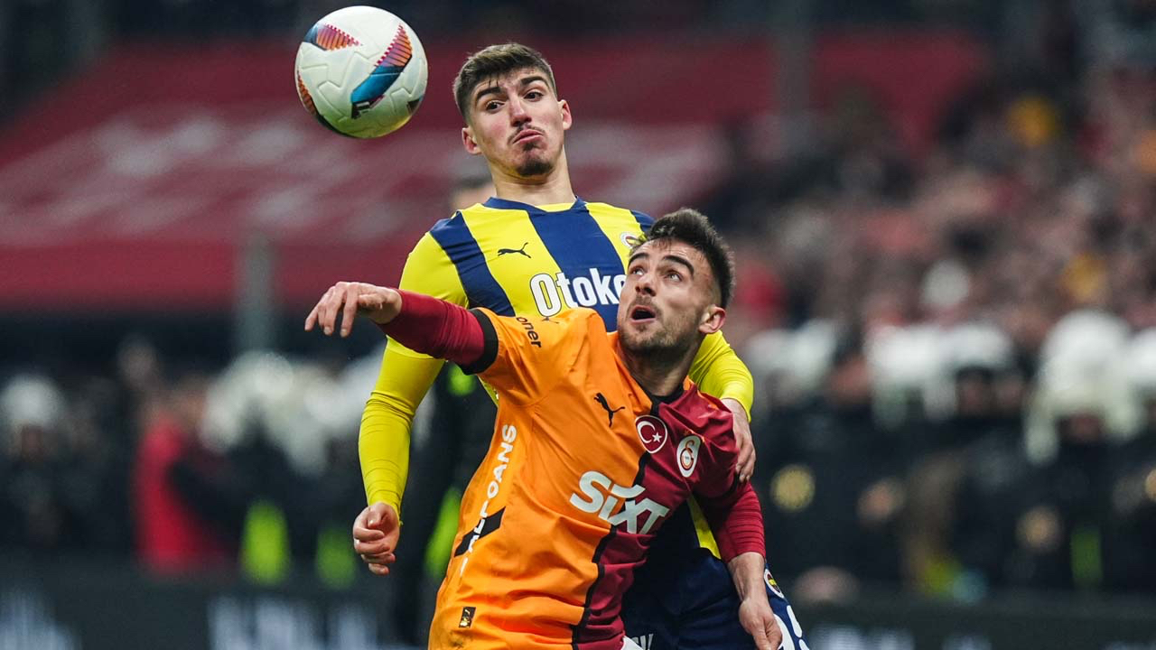 Galatasaray'a Yunus Akgün'den kötü haber! Fenerbahçe maçıyla sahalara dönmüştü ama...