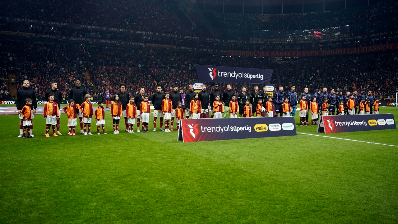 Dev derbide buz gibi başlangıç: Birbirlerini görmezden geldiler!