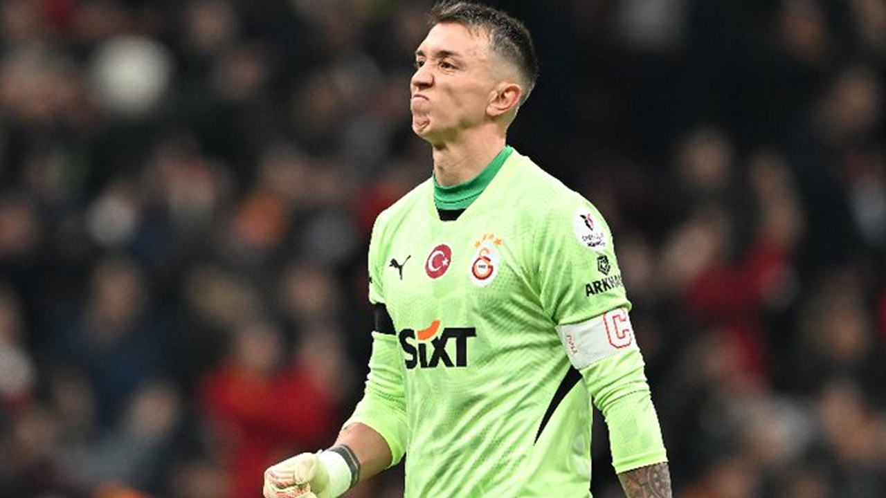 Okan Buruk kale için son kararını verdi: "Gerçek Muslera'yı herkese göstereceğim"