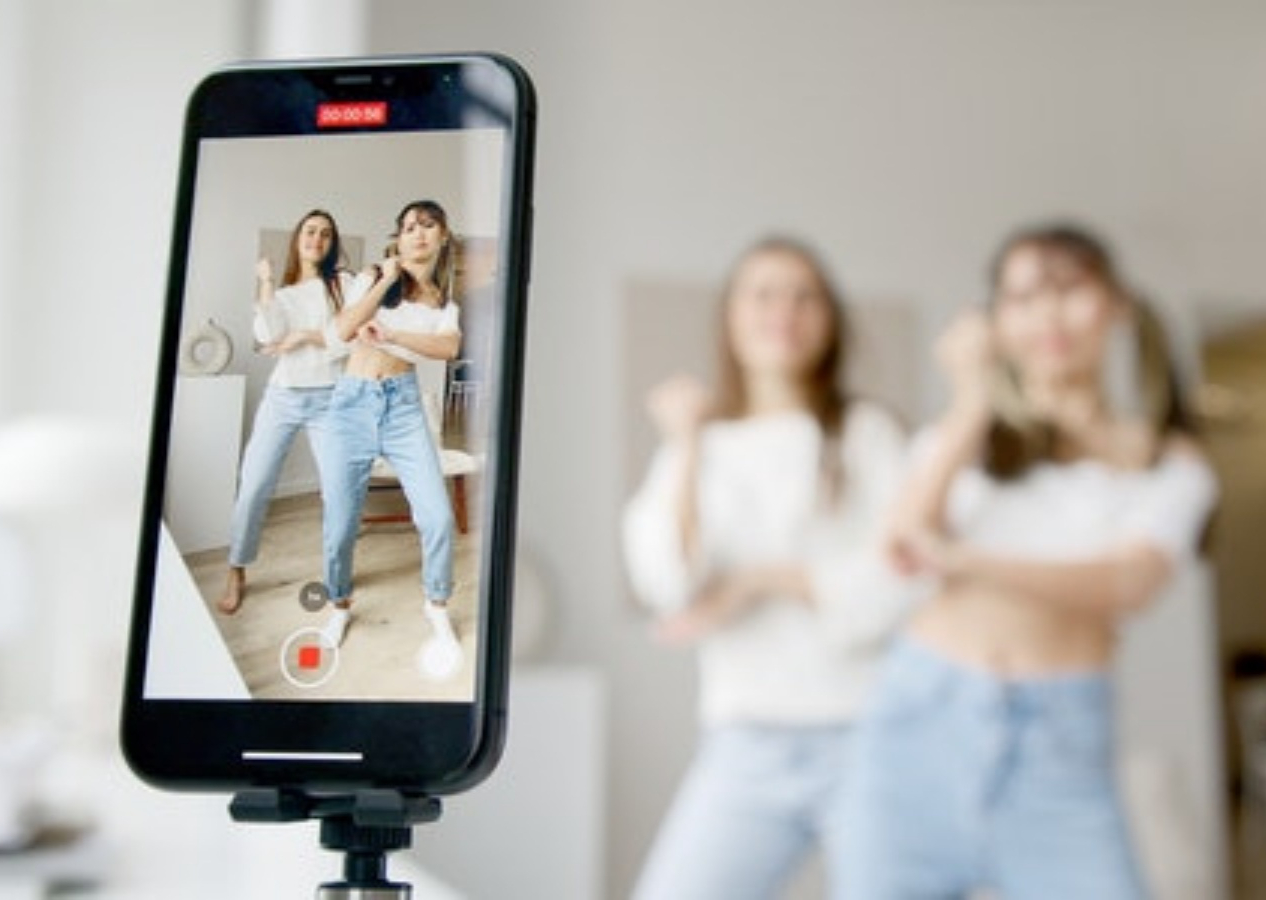 Instagram'a yaş sınırı geldi: 16 yaşından küçükler canlı yayın açamayacak! Bakan Uraloğlu: Kararı memnuniyetle karşıladık!