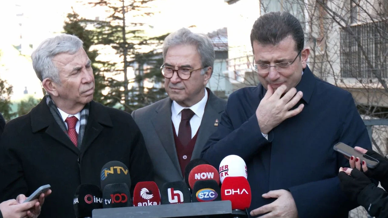 Ekrem İmamoğlu ve Mansur Yavaş 'sahte diploma' soruşturmasında basın karşısında