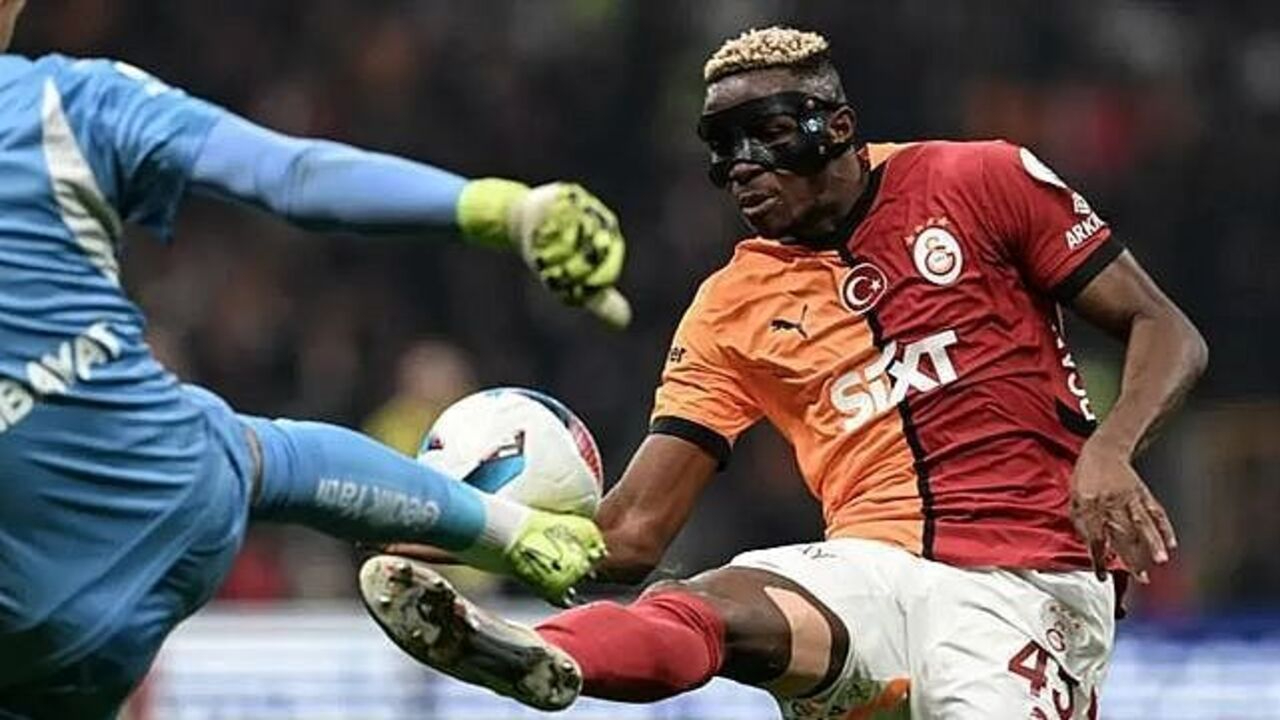 Derbideki sakatlık sonrası Victor Osimhen'in durumu belli oldu!