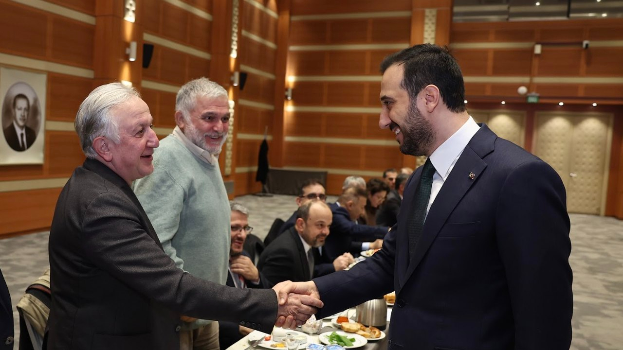 "Polemiklere değil işimize bakalım" AK Parti İl Başkanı Abdullah Özdemir'in mesajı çok net