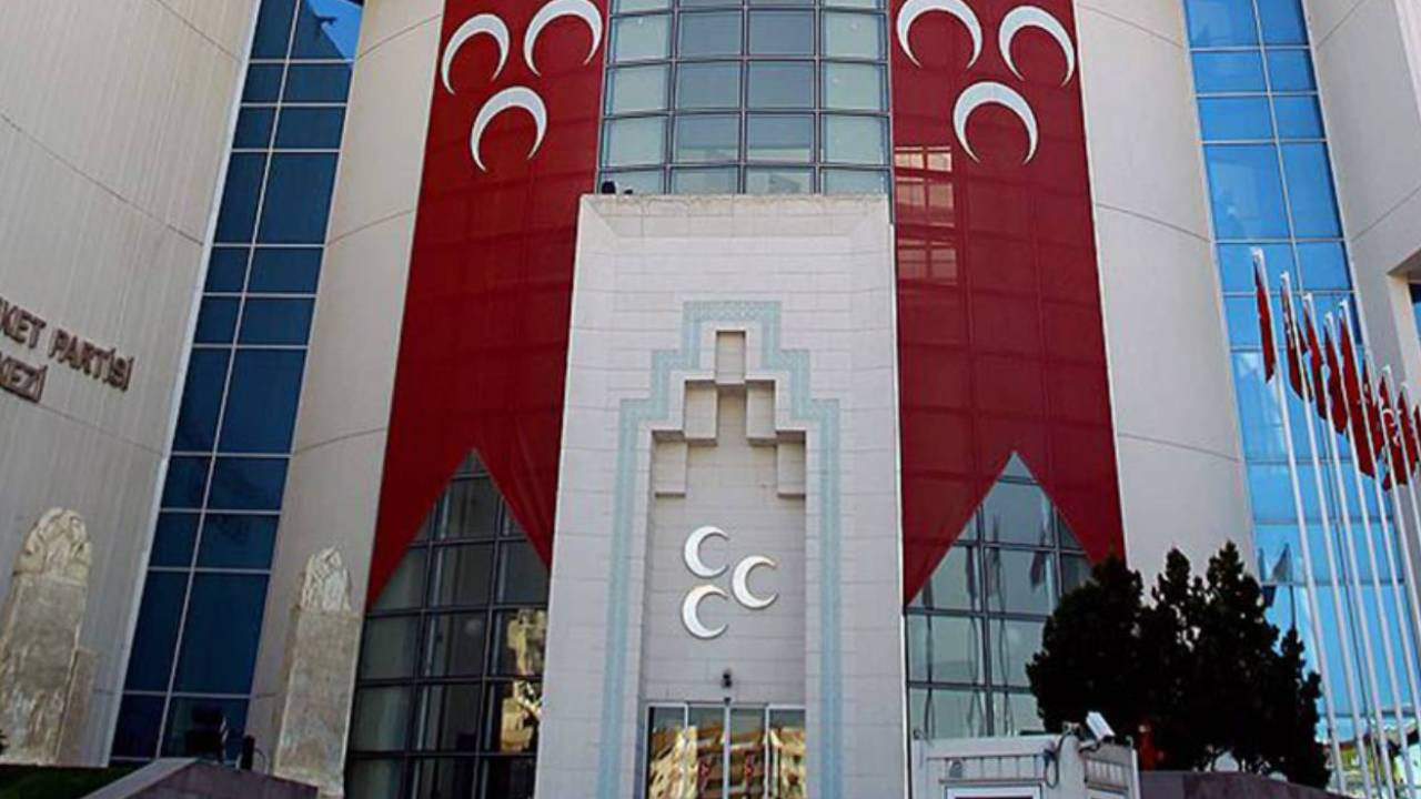 MHP'den terör elebaşı Öcalan'ın tarihi çağrısı sonrası ilk mesaj Yönter'den geldi
