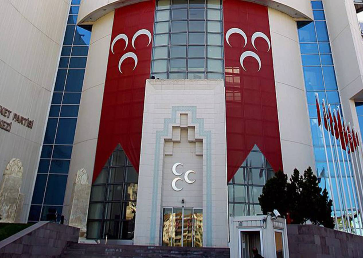 MHP'de teşkilat krizi devam ediyor... Feshedilen il teşkilatları arasına Bolu da katıldı