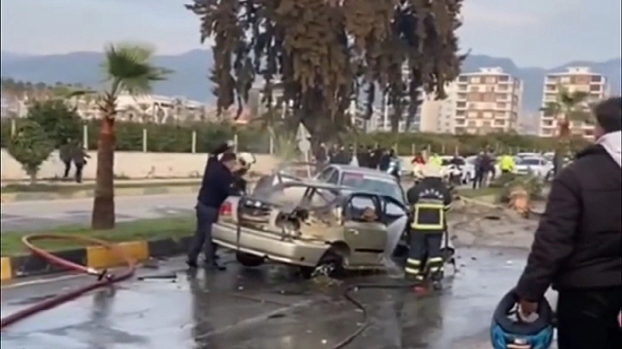 Hatay'da zincirleme trafik kazası: 4 kişi yaralandı
