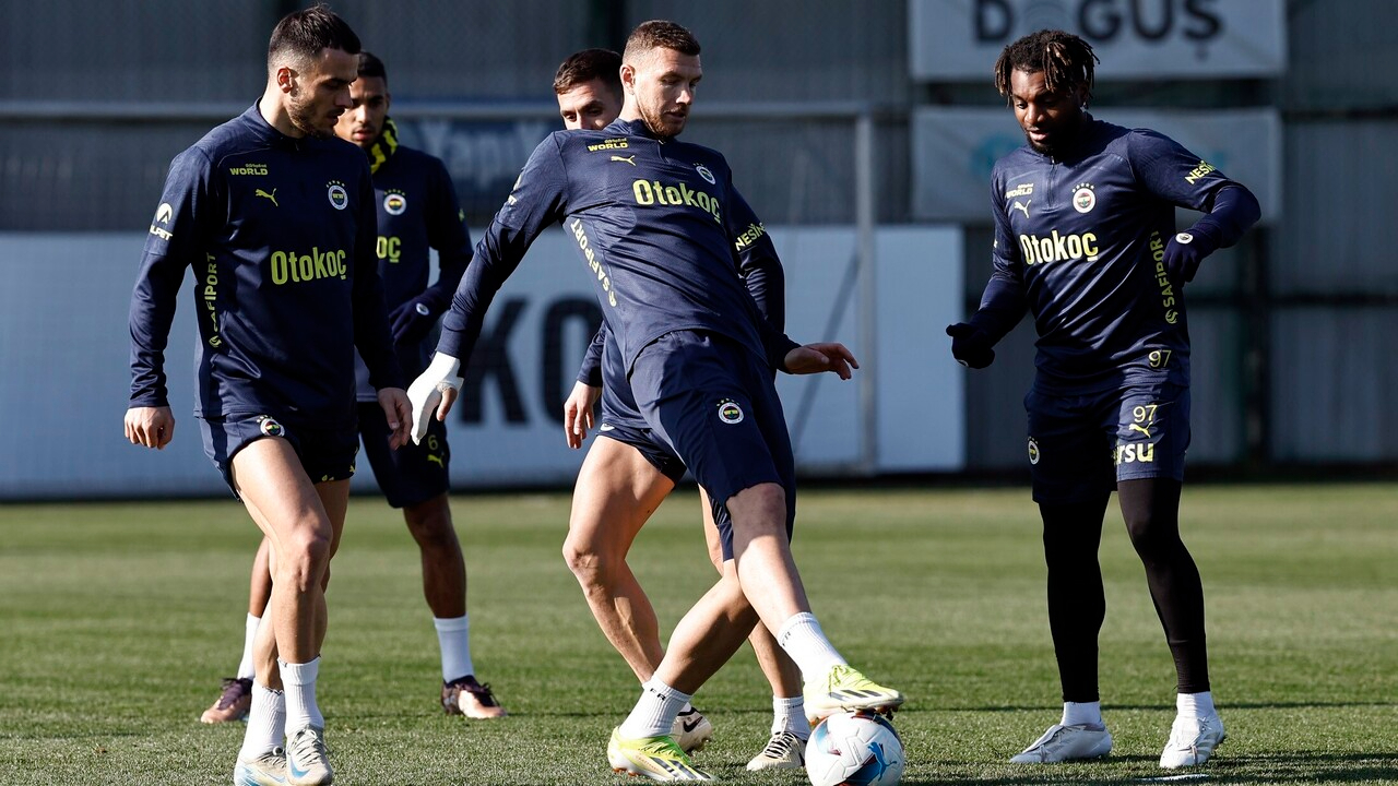Fenerbahçe, Antalyaspor maçı hazırlıklarını tamamladı!