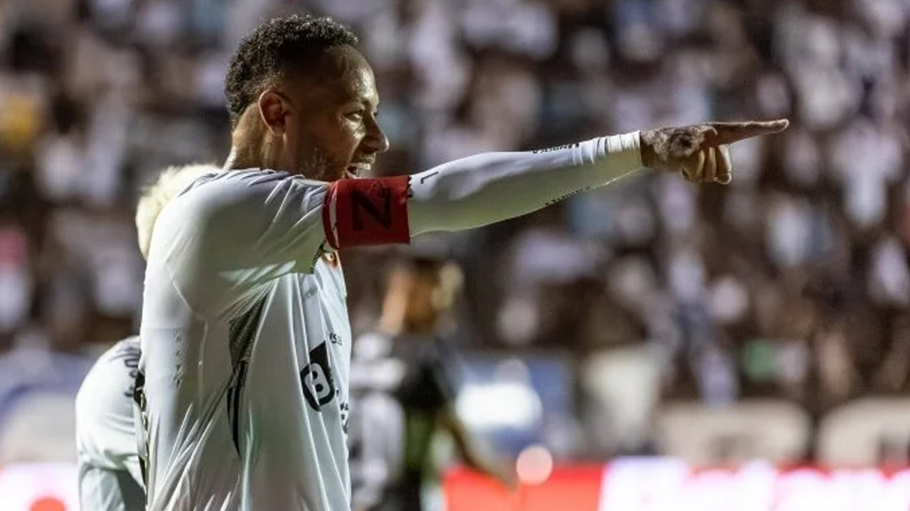 Neymar'dan yıllar sonra gelen Real Madrid itirafı: "Açık çek teklif ettiler ama Barcelona'yı seçtim"