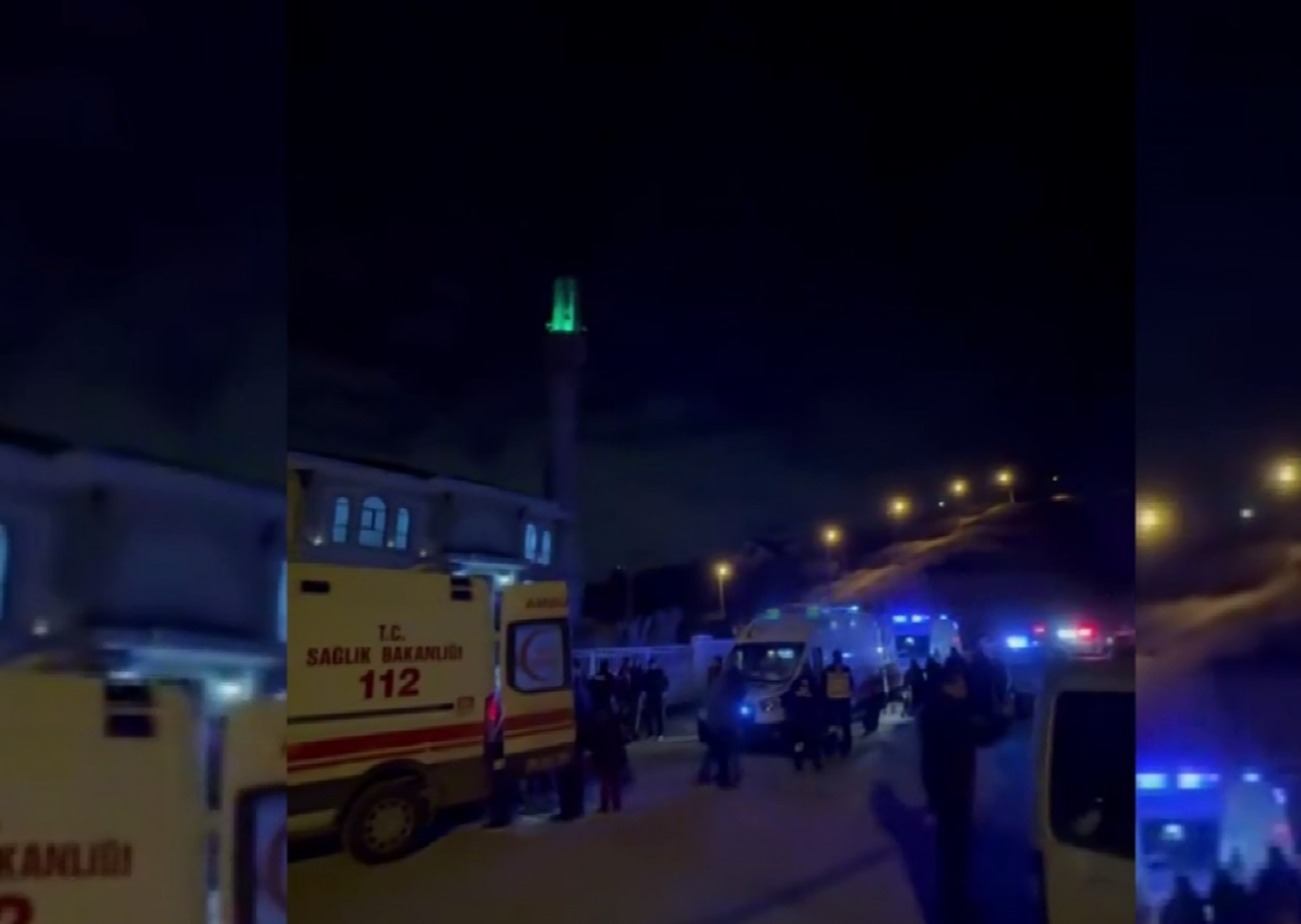 Teravih namazı kılarken ölümden döndüler! 16 kişi hastanelik oldu