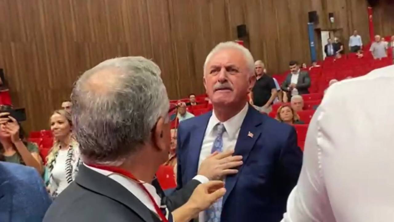 CHP Kocaeli Milletvekili Nail Çiler TEM Otoyolu'nda trafik kazası geçirdi