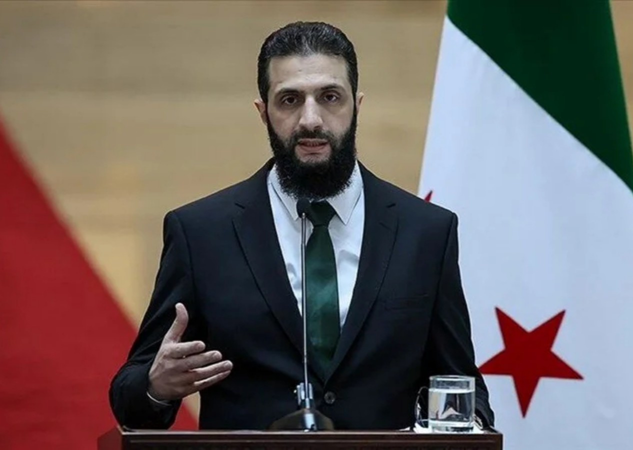 Suriye'de yeni anayasa adımı: Devlet başkanına Müslüman olma şartı! Ahmed Şara reformlara hız verdi...