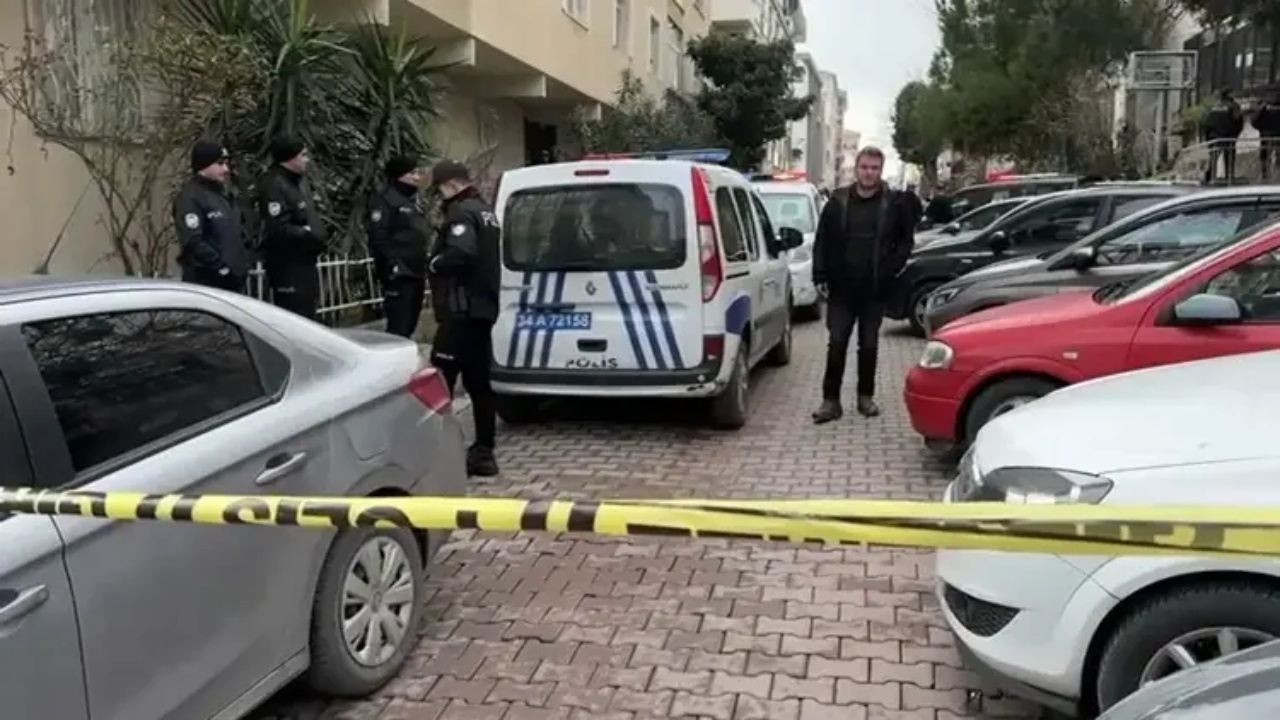 İstanbul Avcılar'da aile katliamı! Eşini ve 3 çocuğunu öldürüp intihar etti!