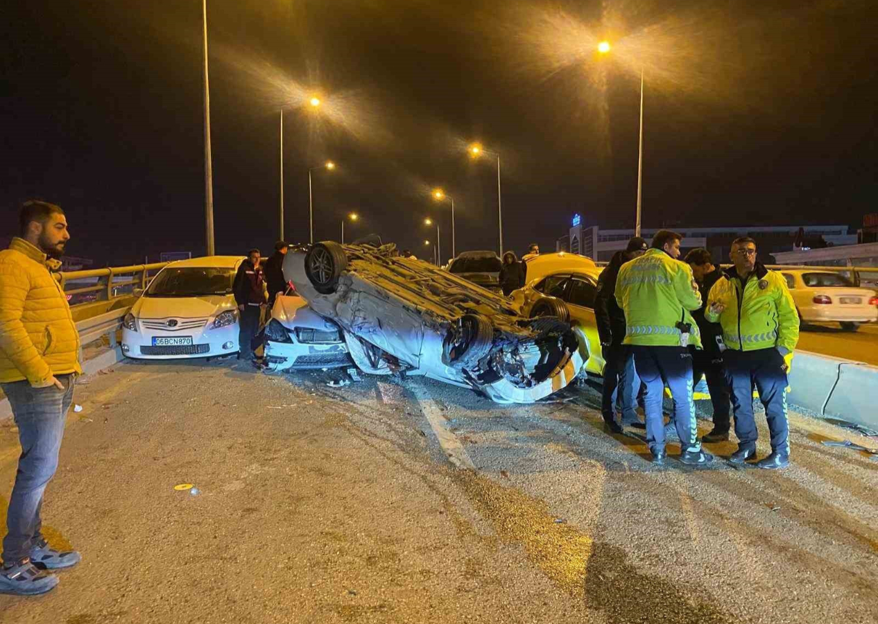 Ankara’da korkunç kaza: 9 araçlı zincirleme kazada 4 kişi yaralandı