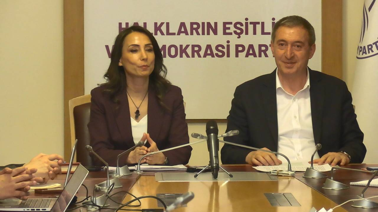DEM Partili Hatimoğulları'ndan CHP'ye "süreci heba etmeyin" uyarısı