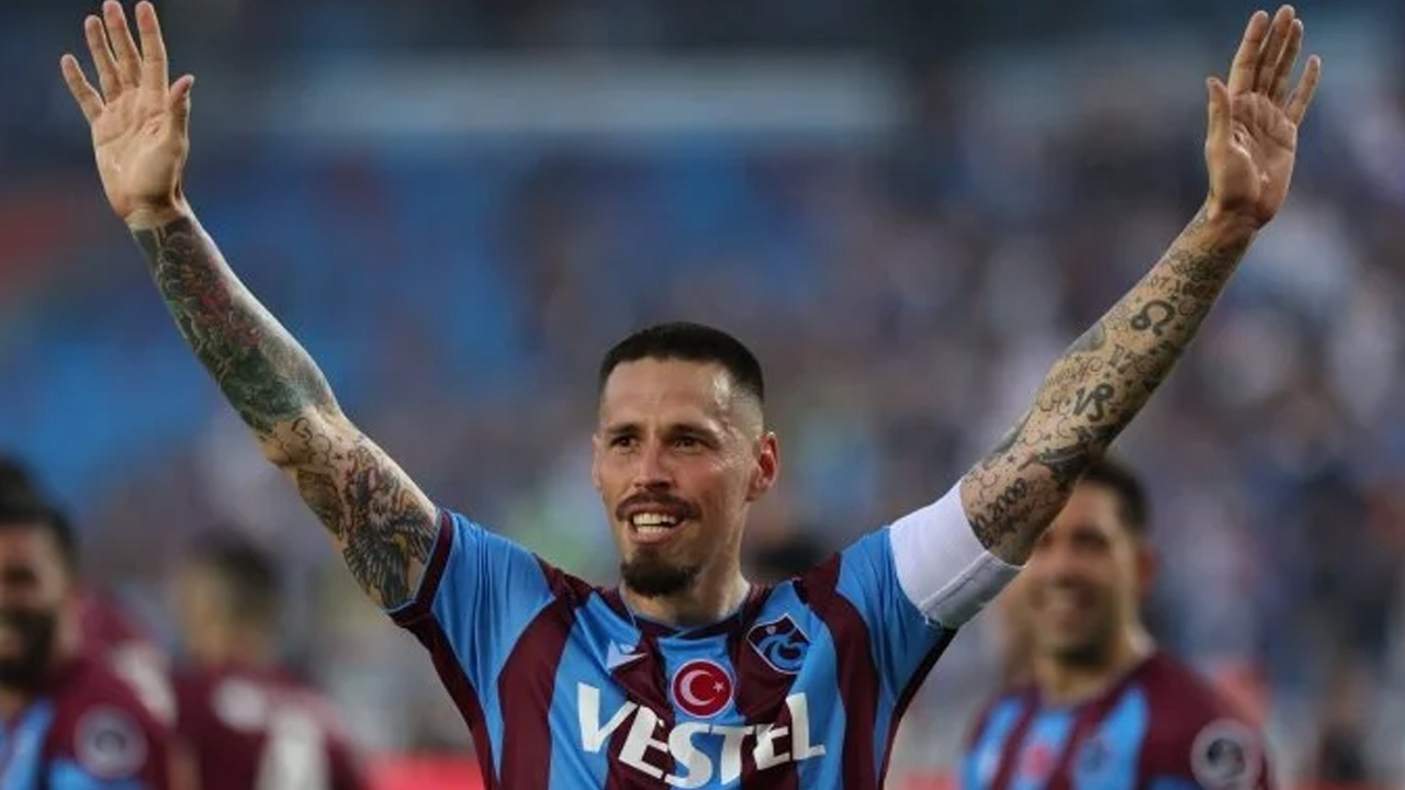 Marek Hamsik emeklilik kararından vazgeçerek futbola geri döndü