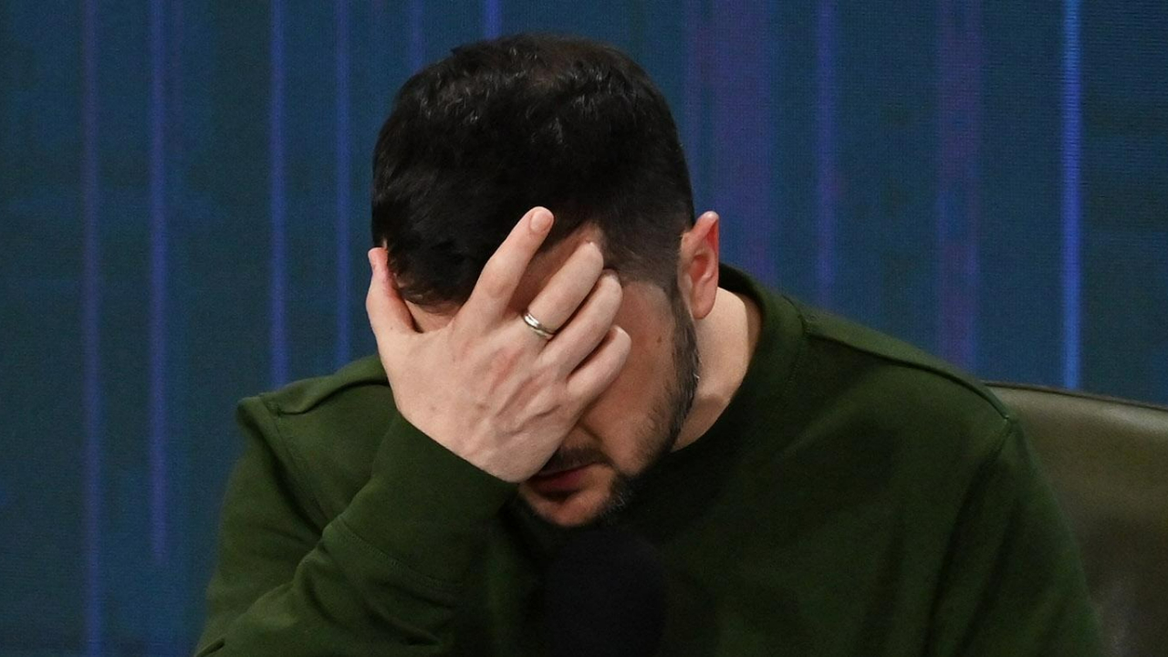 Zelensky'nin biatı yetmedi! CIA Direktörü duyurdu: ABD, Ukrayna'ya istihbarat desteğini kesti!
