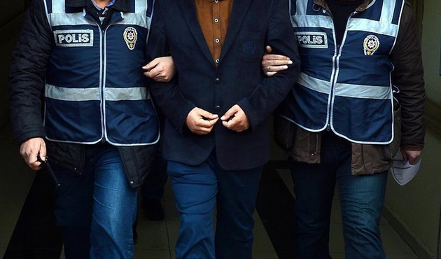 FETÖ'nün 'askeri mahrem yapılanması' operasyonunda 22 kişiye tutuklama...