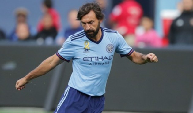 İtalyan yıldız Pirlo'dan futbolseverleri üzen karar!