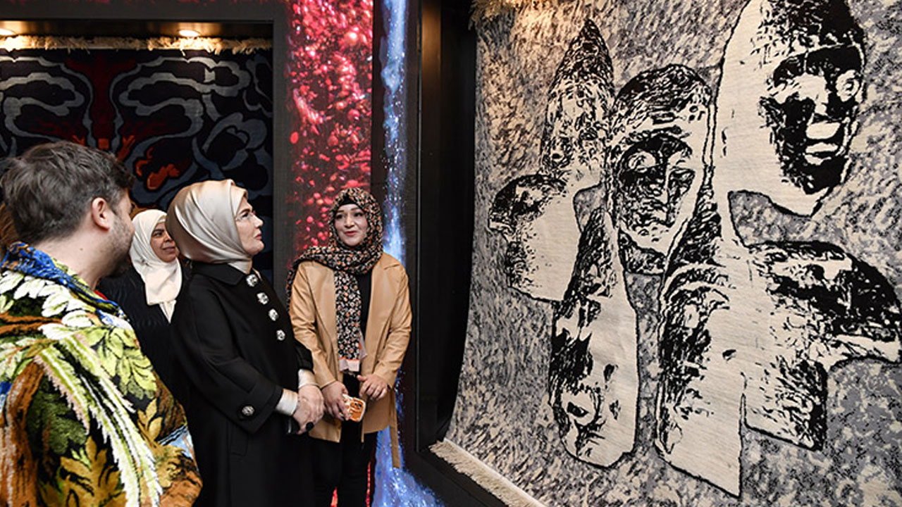 Emine Erdoğan'ın ilmek attığı halı depremzede kadınlar için açık artırmada satıldı