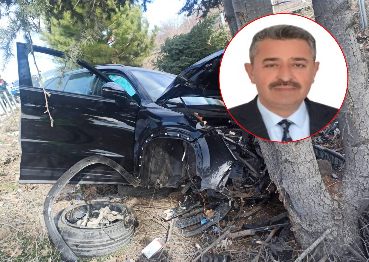 Şarkikaraağaç Belediye Başkanı Ali Göçer ailesiyle birlikte trafik kazası geçirdi