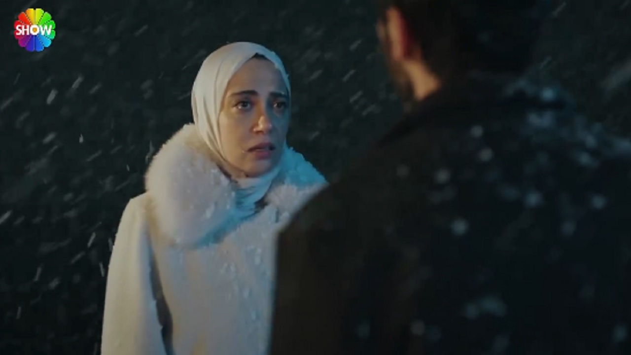 Kızılcık Şerbeti'nde Nursema'nın aşk çıkmazı! Firaz'a kayıtsız kalmadı