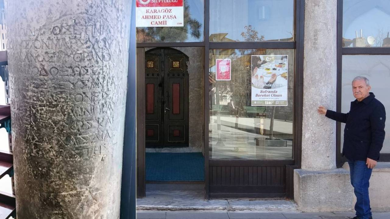 Kütahya Karagöz Ahmed Paşa Camii'nde tarihi sütunlar keşfedildi