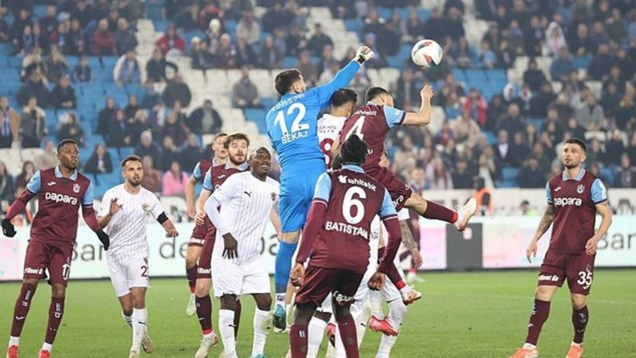 Trabzonspor Hatayspor'a kaybetti, evindeki serisi bitti! (Trabzonspor 1 - 2 Hatayspor | Maçın özeti)