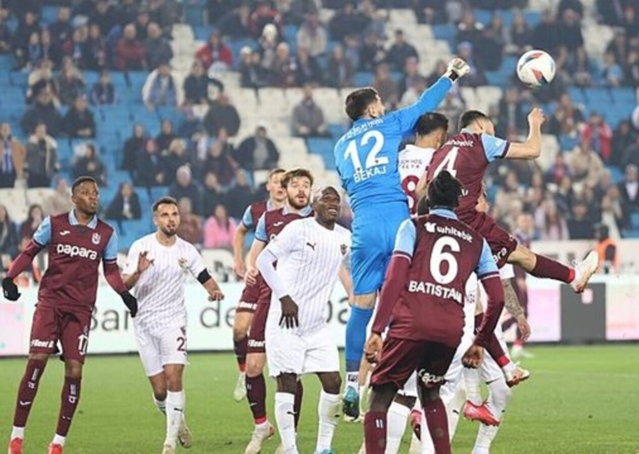 Trabzonspor Hatayspor'a kaybetti, evindeki serisi bitti! (Trabzonspor 1 - 2 Hatayspor | Maçın özeti)