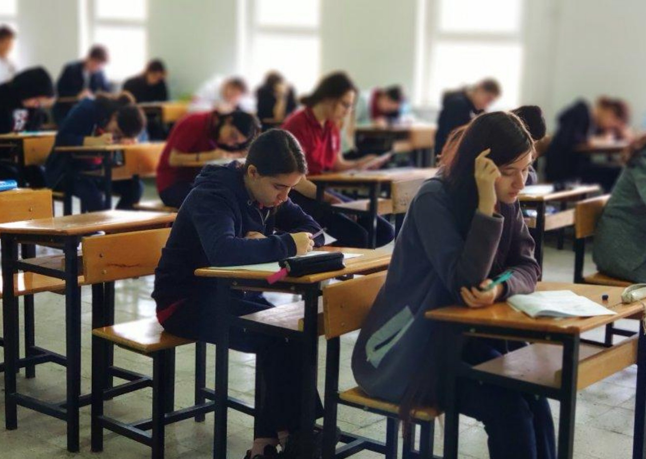 Ramazan ayında Eğitim-Sen'den skandal: Okullarda eğitim bahanesiyle eşcinsellik propagandasına MEB engeli!