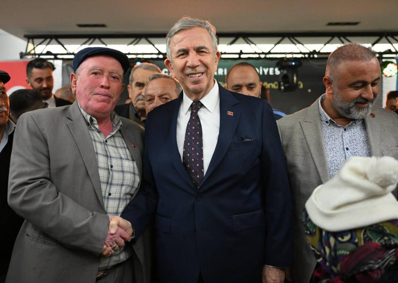 Mansur Yavaş'tan sahaya inen Ekrem İmamoğlu'na destek yok! "Günü geldiği zaman bakılır"