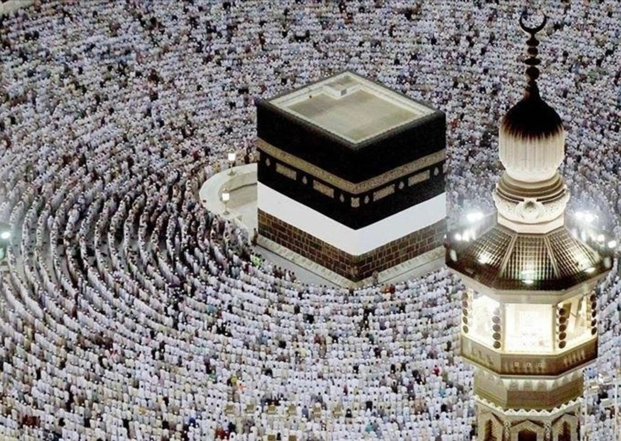 Kabe'de tarihi kalabalık: Umre rekoru kırıldı!