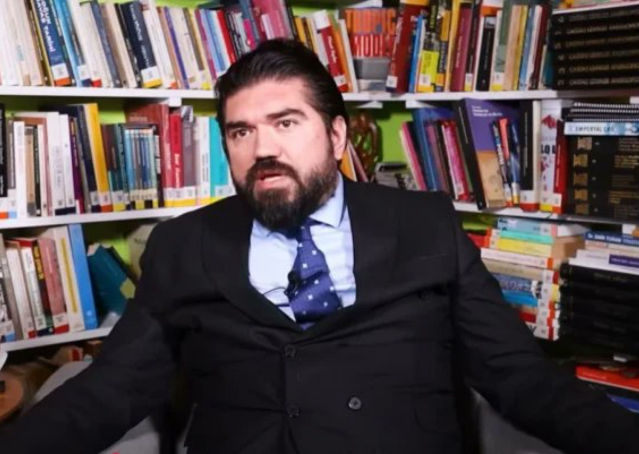 Kaos sonrası Halk TV'den geri adım! Rasim Ozan Kütahyalı röportajı YouTube’dan kaldırıldı! "Yol kazası" savunması...