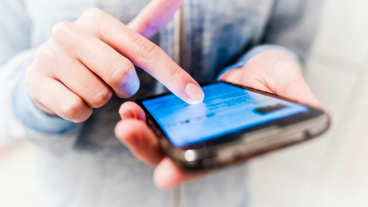 WhatsApp’ta yaptığı şaka yüzünden işten kovuldu! Emsal niteliğinde karar...
