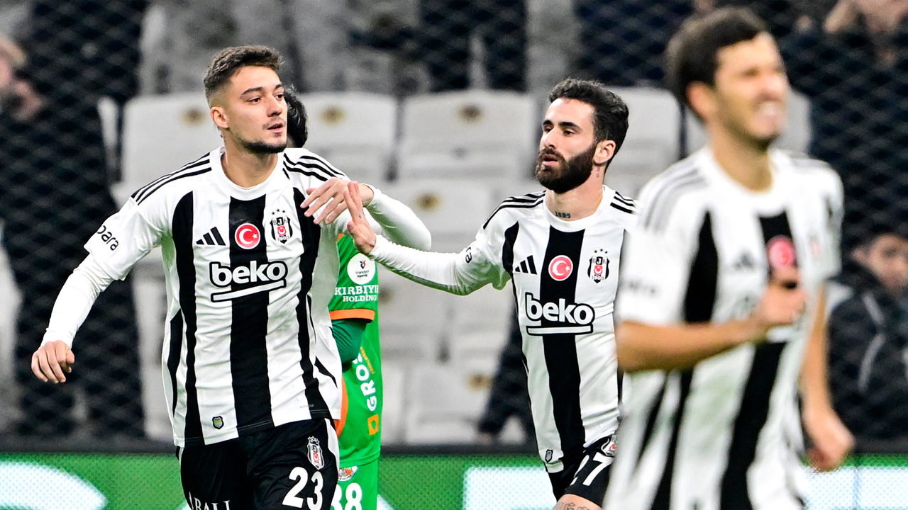 Beşiktaş'ın Konyaspor maçı kadrosu açıklandı! 4 eksik var
