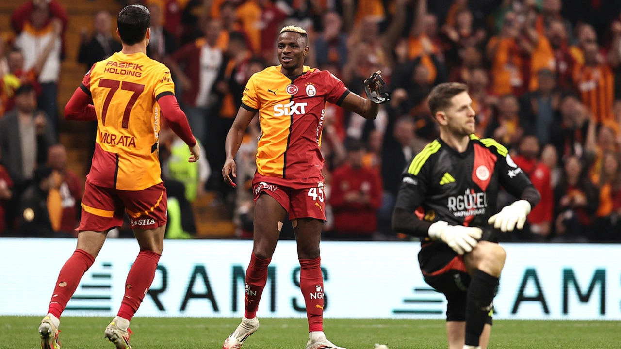 Victor Osimhen maç sonu cevapladı: Barcelona'ya transfer olacak mı?