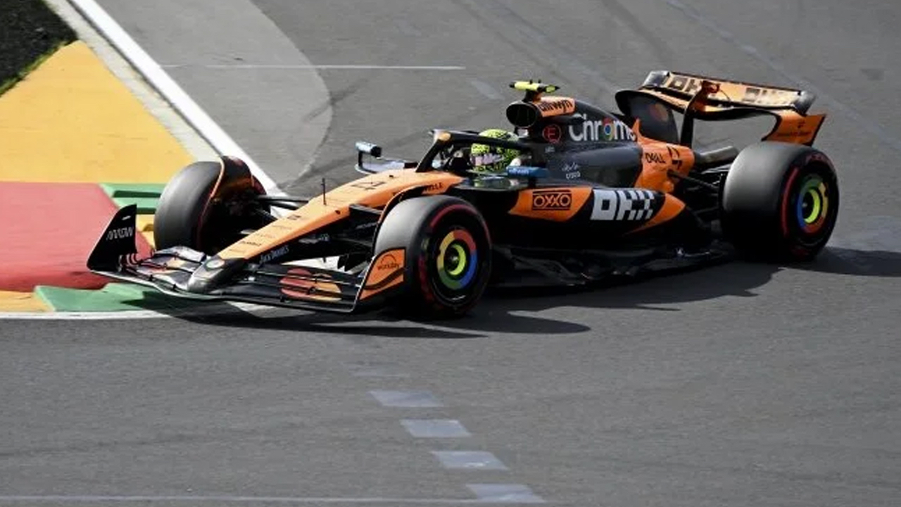 Formula 1'de ilk sıralama turlarına McLaren damgası