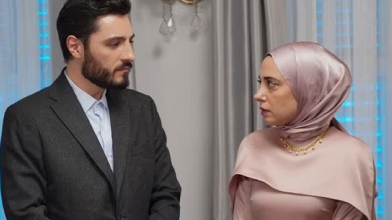 Kızılcık Şerbeti dizisinde bir veda daha! İlhami diziye veda ediyor...