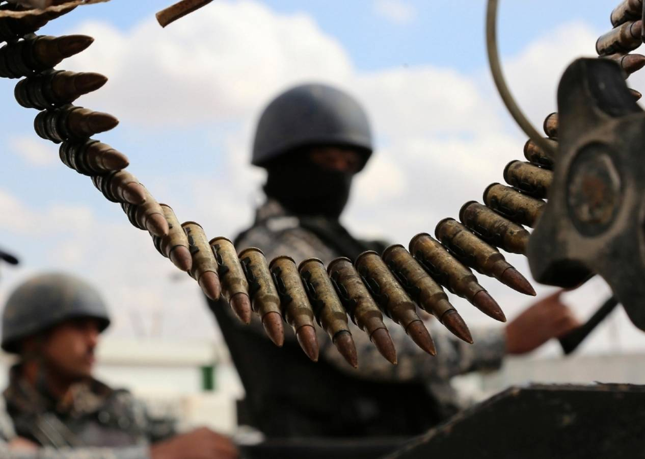 Üç askerin kaçırılarak infaz edilmesinin ardından Suriye güçleri, Hizbullah mevzilerini vurdu