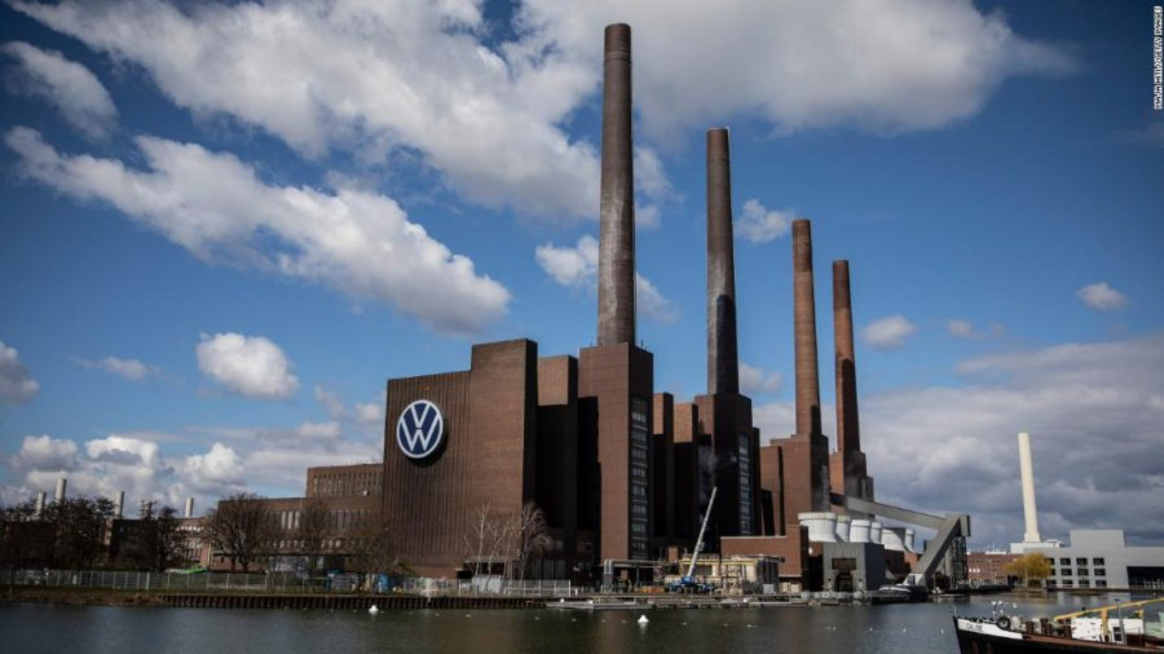 Almanya panikledi! NATO korkusu harekete geçirdi! Volkswagen savunma sanayisine giriyor