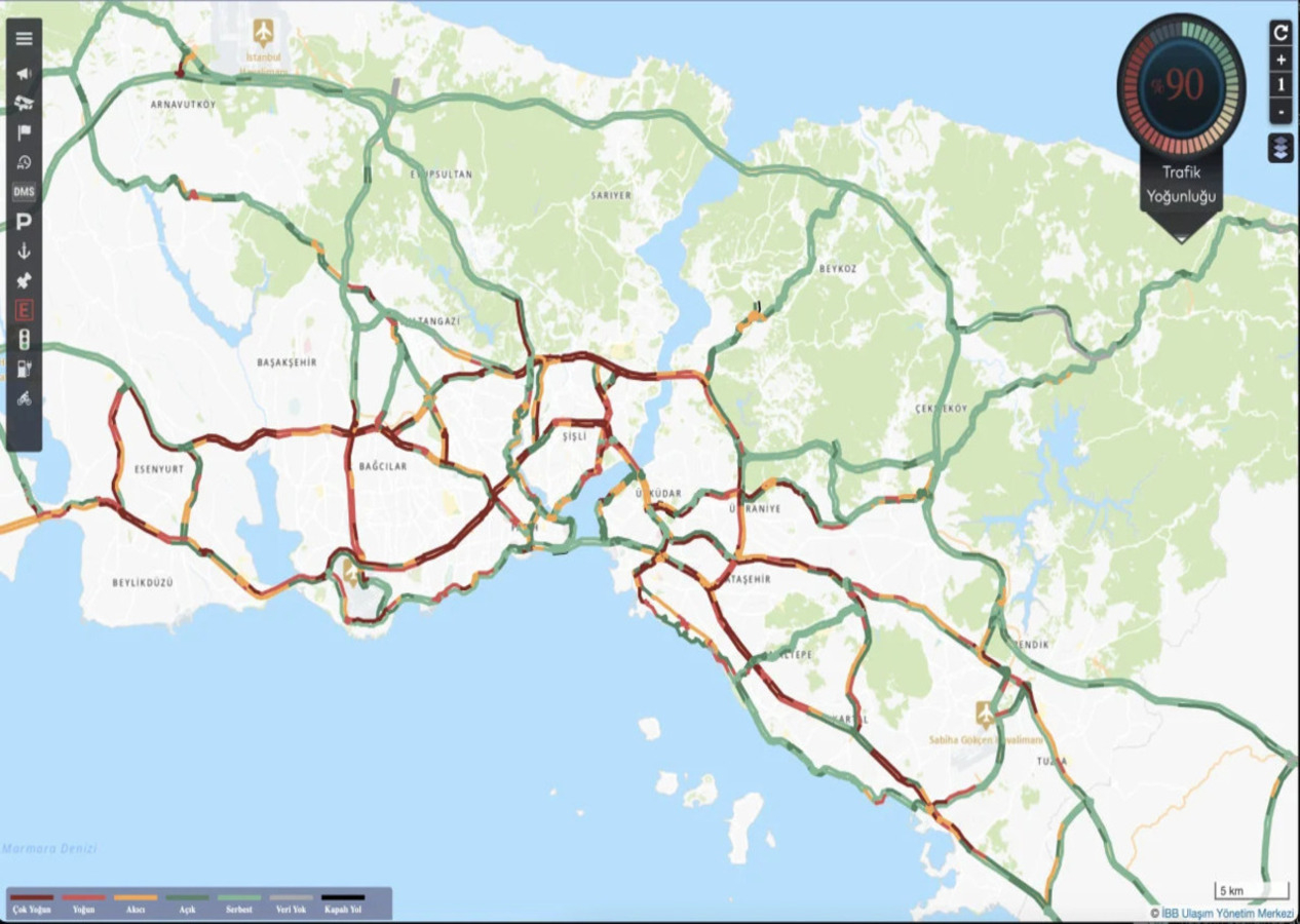 İstanbul'da trafik yoğunluğu yüzde 90'a ulaştı