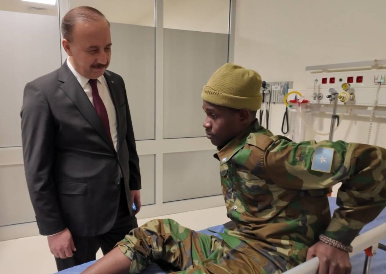Kavgaya Türk askerleri de dahil olmuş! Somalili iki askerin durumu kritik