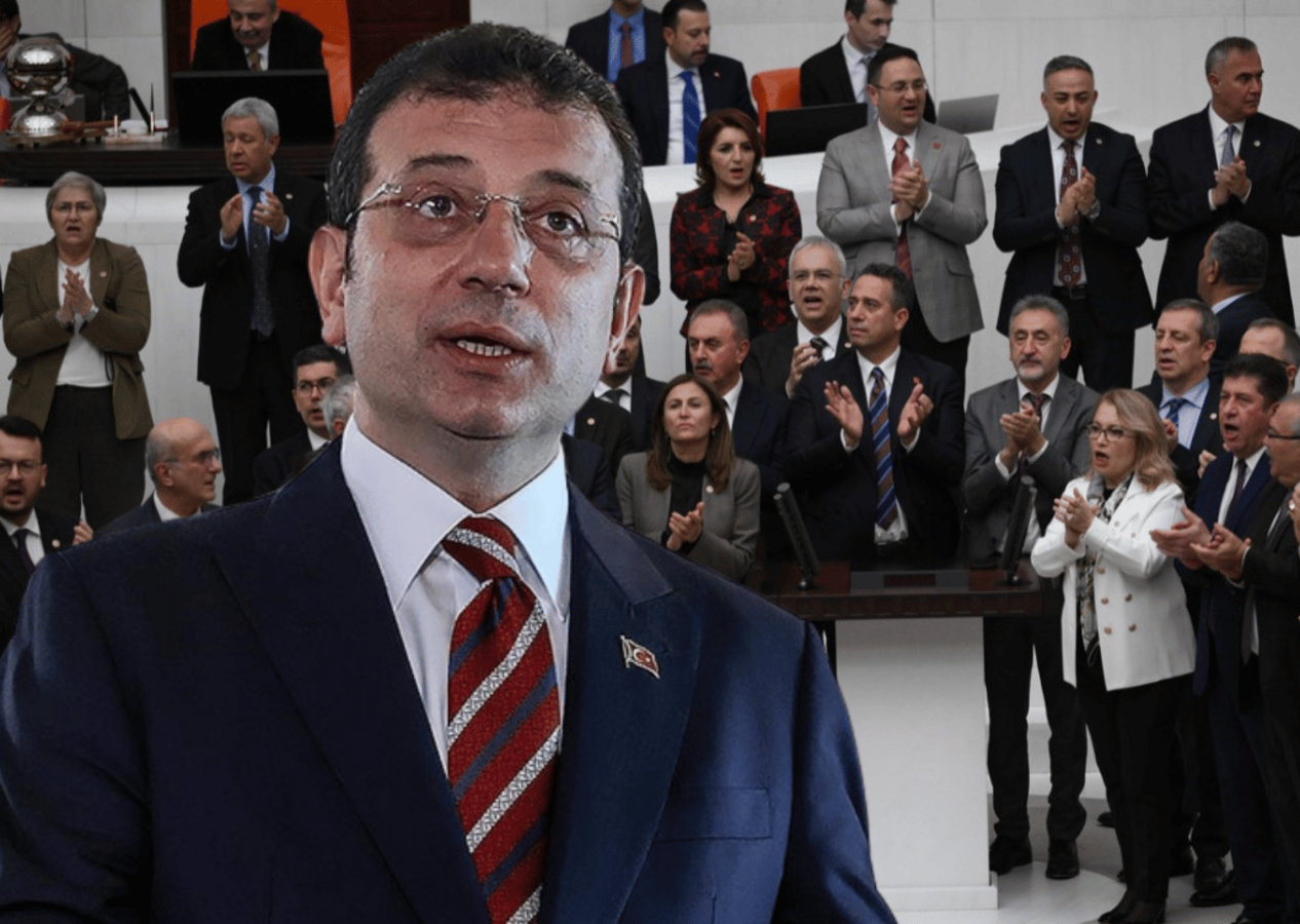 TBMM'de CHP milletvekillerinden Ekrem İmamoğlu protestosu