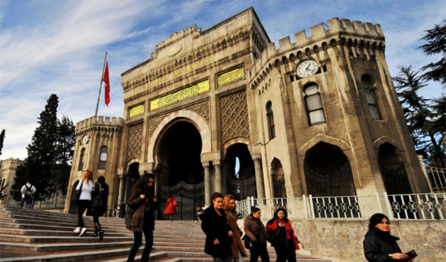 İstanbul Üniversitesi'nde not skandalı:  Sisteme girip 8 öğrencinin notunu şişirdiler