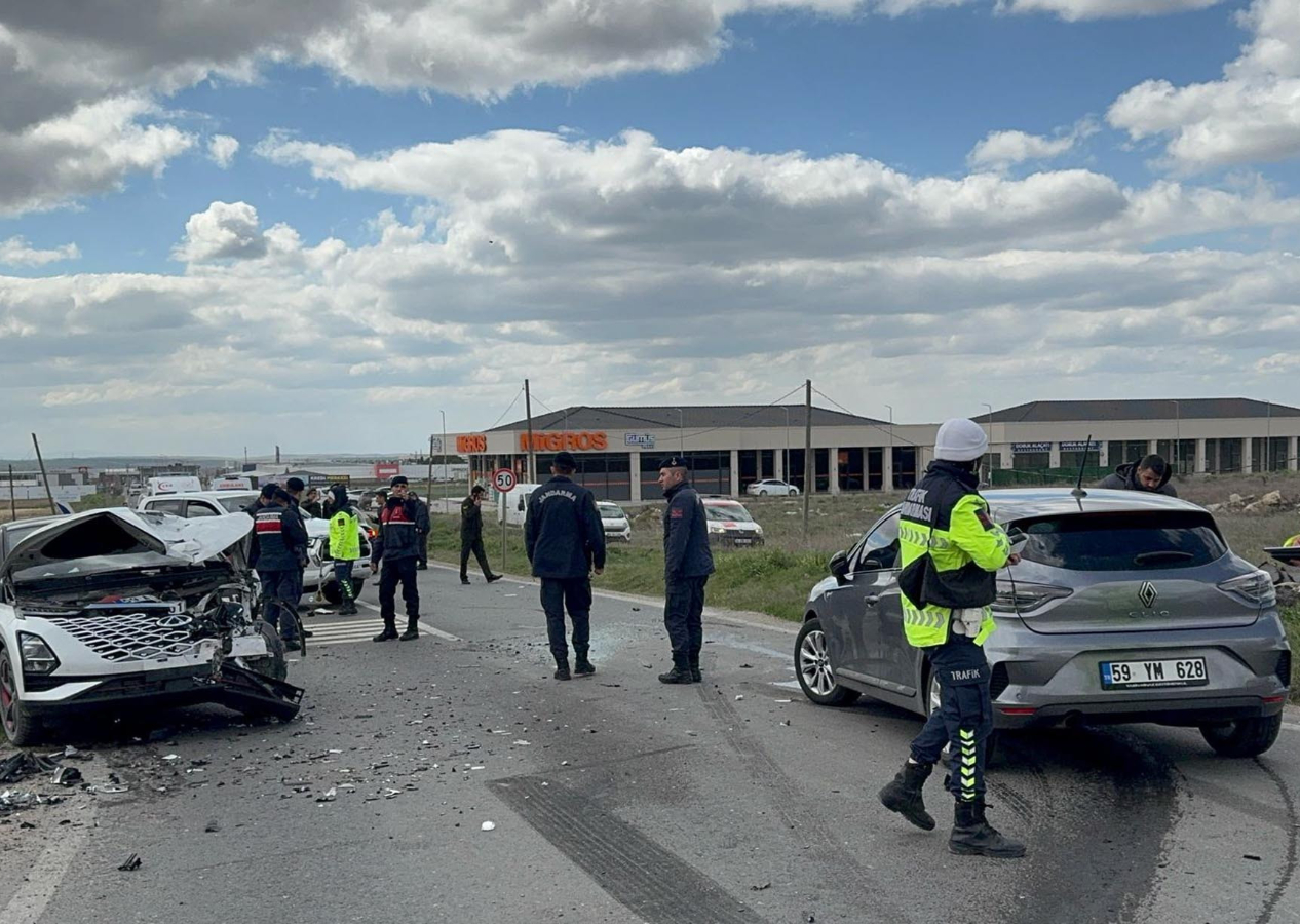 Tekirdağ'da korkunç kaza; 3'ü askeri personel 6 kişi yaralandı