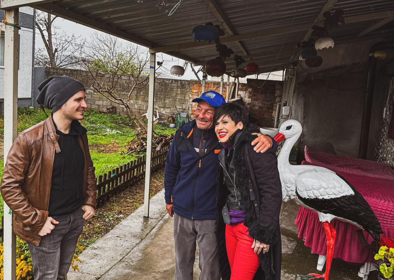 Şarkıcı Aydilge'den Adem Yılmaz ve Yaren Leylek'e ziyaret