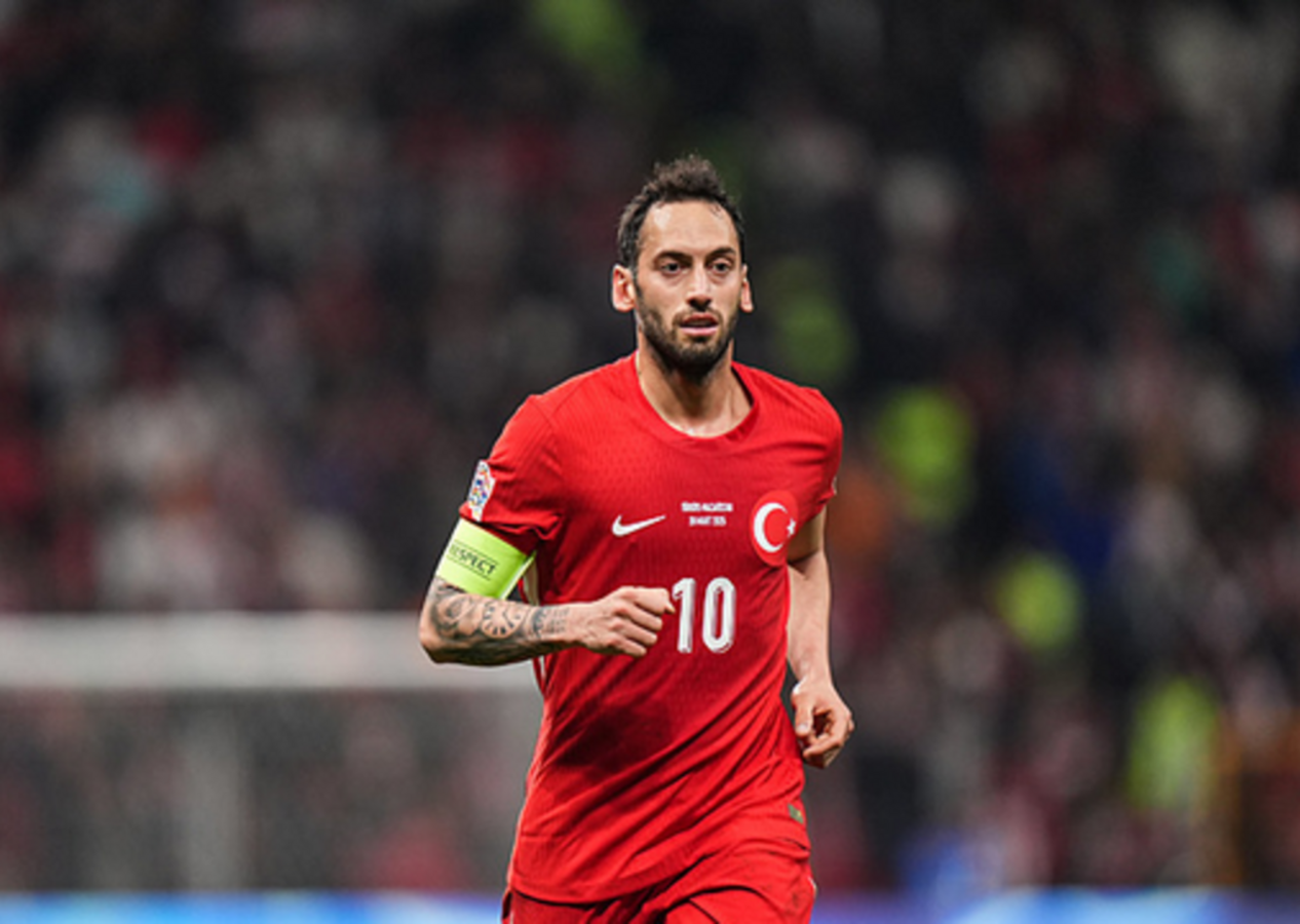 Hakan Çalhanoğlu'ndan Arda Güler'e flaş çağrı: Bize gelsin oynasın