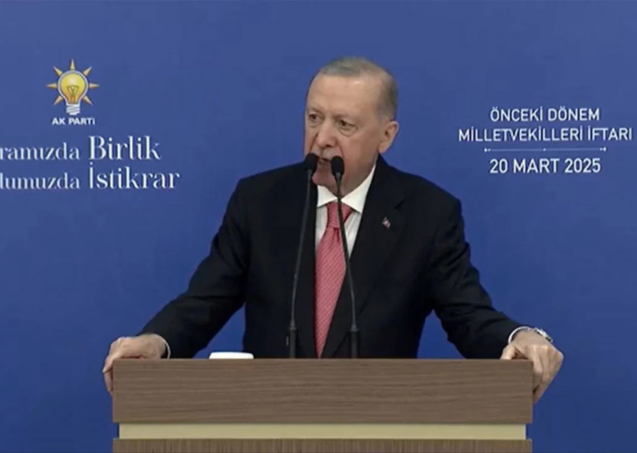 Cumhurbaşkanı Recep Tayyip Erdoğan'dan İBB soruşturmasıyla ilgili flaş açıklama: Belgeleri CHP'liler teslim etti