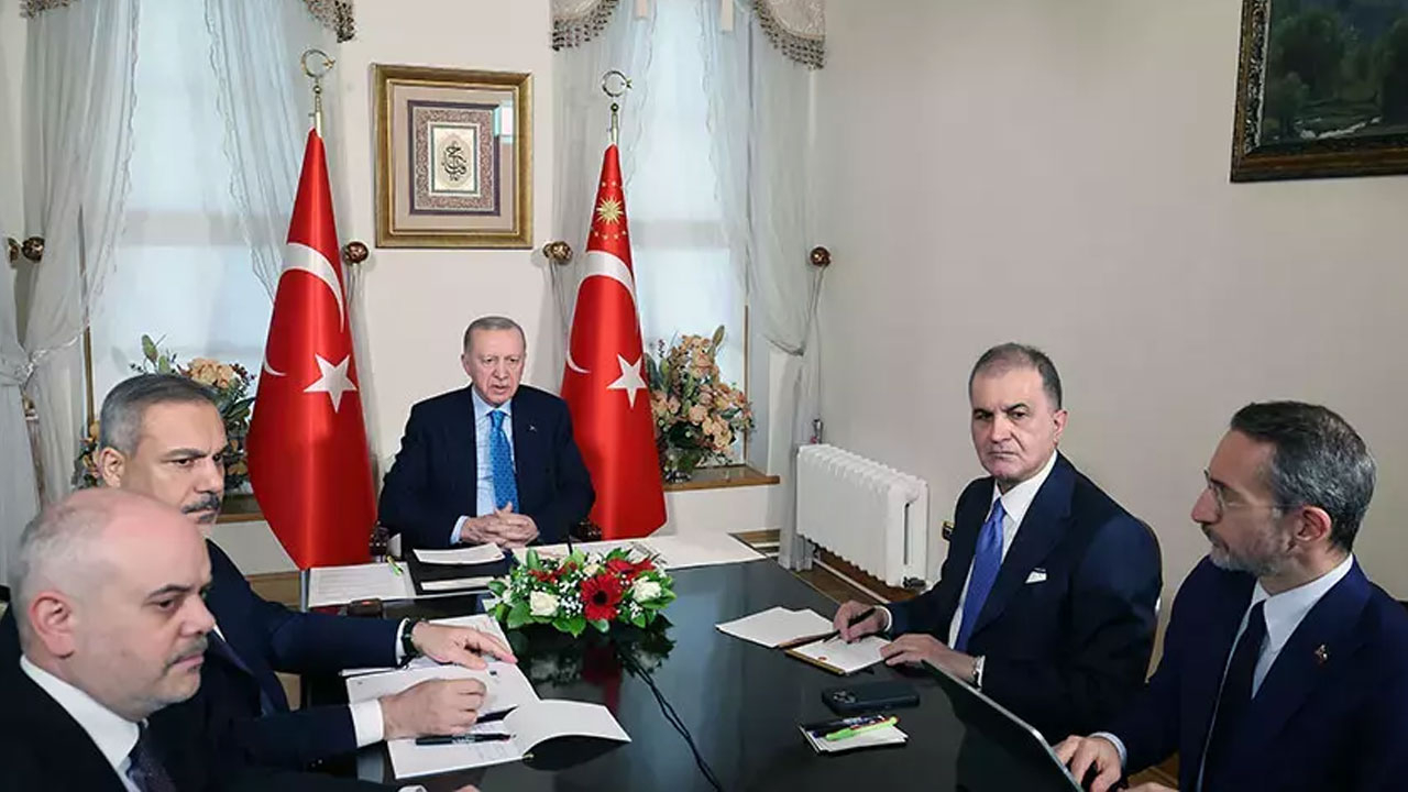 Cumhurbaşkanı Erdoğan Dolmabahçe'de Çevrimiçi Liderler Toplantısı'na katıldı